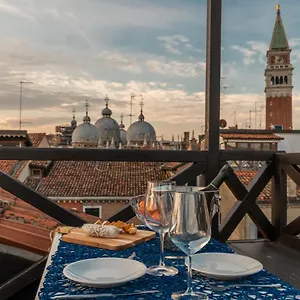 San Marco View Terrace R&r Appartement