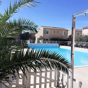 Situé Dans Les Alpilles Appartement Mouries